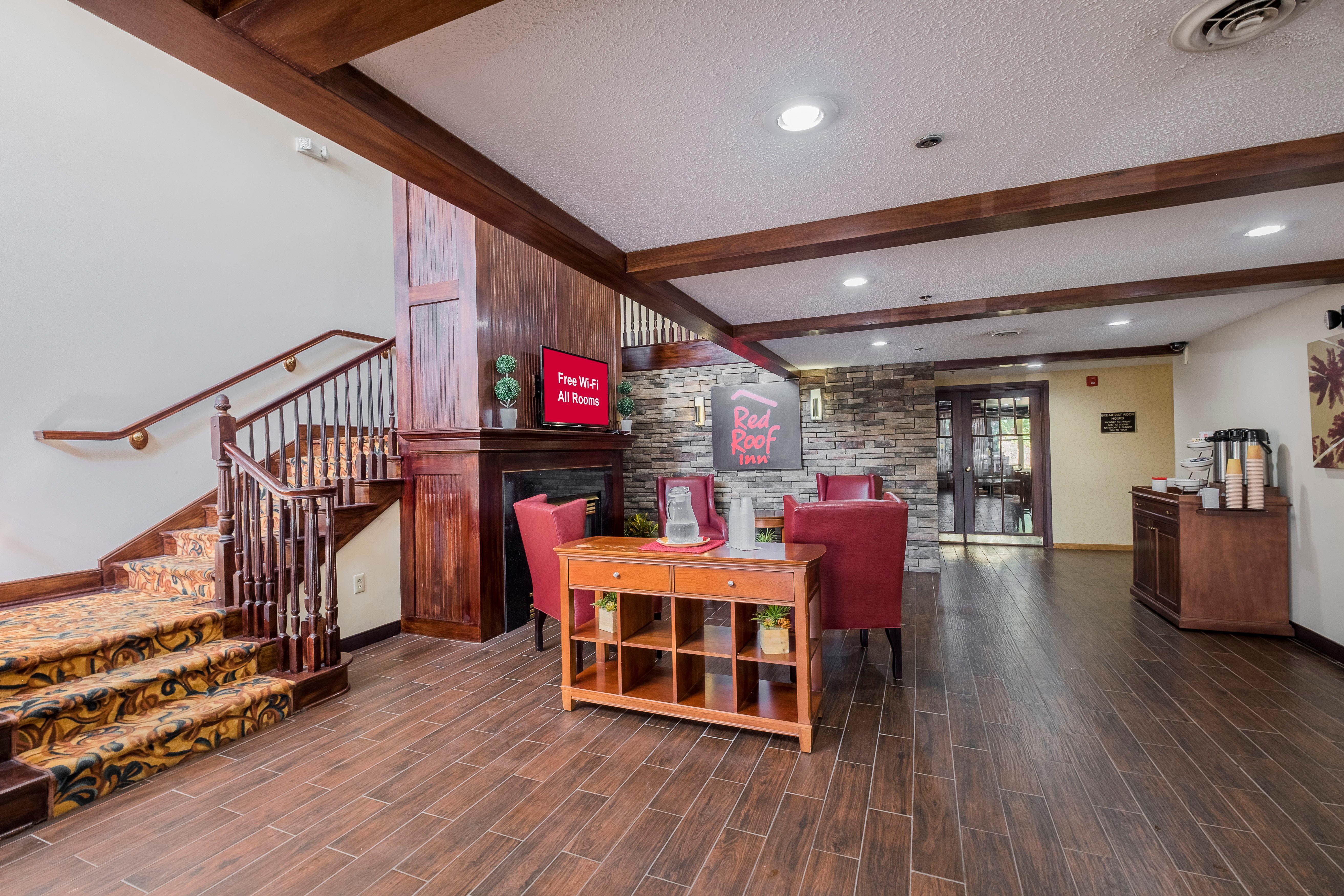 Red Roof Inn & Suites Stafford, Va Exterior foto